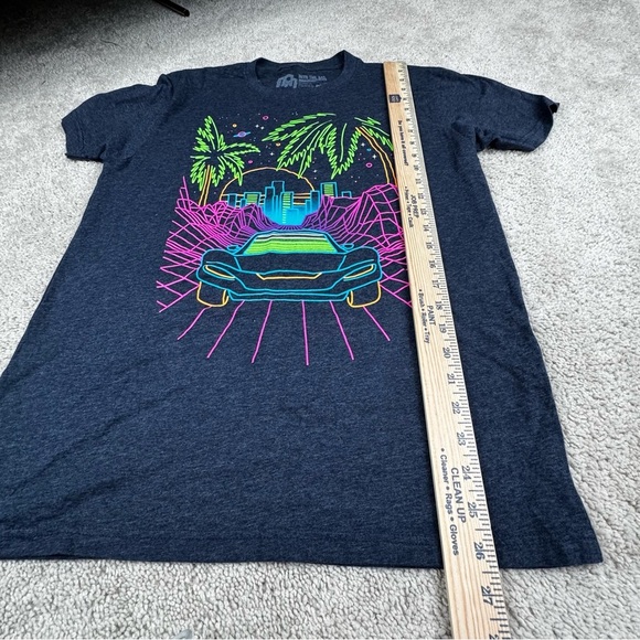 Into The AM Miami Vice Graphic Tee with Neon Car and Palm Trees Size M - Picture 3 of 6